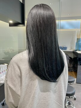 ケンジ 横浜(KENJE) 暗髪/黒髪/地毛風/透明感/グレージュ