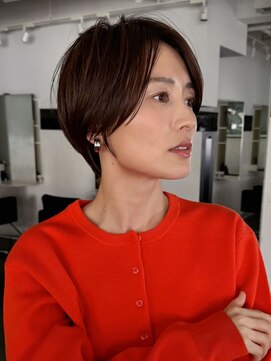 アビー(ABBEY) ショートショートボブショートヘア大人ショート耳掛けショート