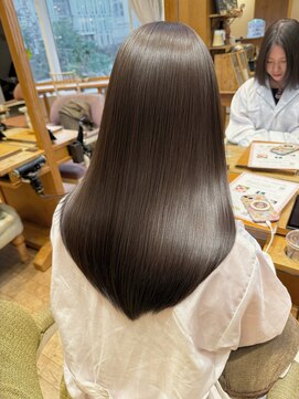 バイオレット 表参道店(Violet) ブリーチなし地毛風グレージュ髪質改善赤味消し艶髪ストレート