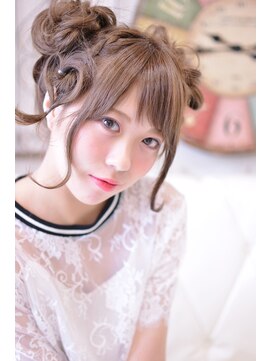 メイズ(MAZE) キュートなツインおだんごアレンジ【メイズ東中野・鍛原志行】