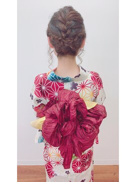 美容室 イーサロン(e-SaLON) アップスタイル