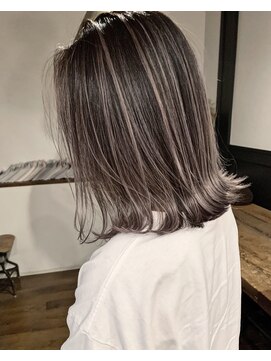 シフト ニュートラル(SHIFT N) バレイヤージュ