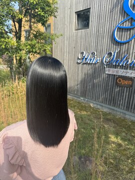 ソティラス(Sotiras) うる艶ストレートヘア