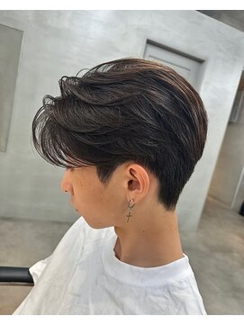 トゥイン 八王子(TWIN) メンズ/ニュアンスパーマ/ブルーブラック/韓国マッシュ/八王子