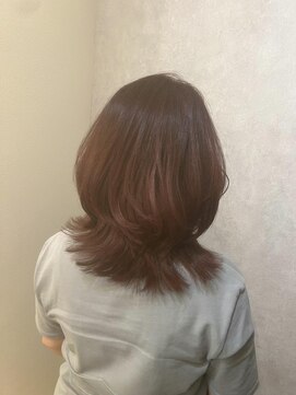 ウィスプ 赤羽店(wisp) 外ハネくびれミディ