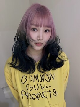 イェッカ パビル(YECCA pabil) ピンク×ブラックのルーツカラー(ブリーチ2回～)