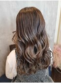 グレージュで透明感爆誕!