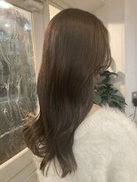 アミュレ(Amule)&nbsp;オリーブベージュカラー韓国くびれ巻きレイヤーロングヘア