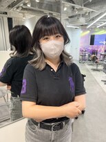 ユーフォリア 渋谷グランデ(Euphoria SHIBUYA GRANDE)&nbsp;インナーカラー/ホワイトシルバー/シルバーカラー/顔周りカット