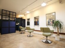 ヘアー ブルー(HAIR BLUE)の雰囲気（京王線府中駅より徒歩5分☆）