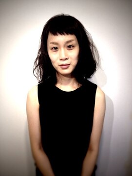 プランクスター(prankster) [prankster]短めバングのニュアンスウエーブスタイル