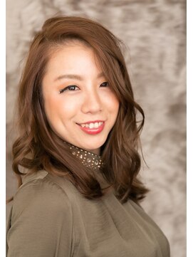 ヘアーアンドメイク ニュートラルアーチ(Hair&Make neutral Arch) * 大人の色気を放つ、かきあげミディ * イルミナ【 町田 】