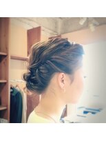 ヘアアーツ ブルーム(hair art's BLOOM) 前髪もスッキリまとめて