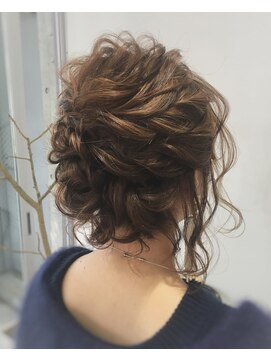 ヘアアンドケア エジェリラボ(hair&care egerie lab) 三つ編みルーズスタイル