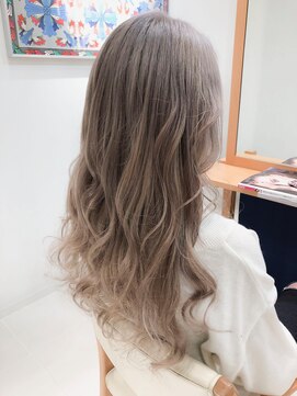 デイズ(days) 抜け感が可愛い☆ミルクティーアッシュ透明感カラー