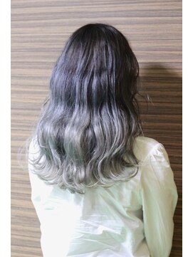 ビアージュ(Viage) 【毛先はホワイトに♪】グラデーションラベンダーシルバーカラー