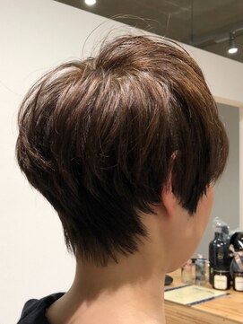 ペルチェ(PERCHA) えり足スッキリショートヘア