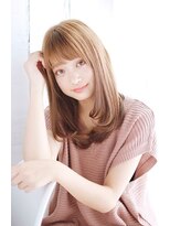 プティルカ(PutiLuca D.C.)&nbsp;ショートバングの内巻きワンカールスタイル