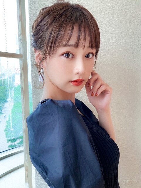 アッシュベージュの小顔ヘアアレンジ20代30代/Silk-lei吉祥寺