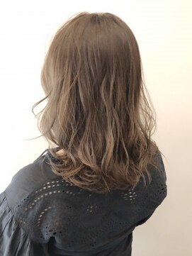 ネオリーブアイム 横浜西口店(Neolive aim) 【Neolive aim】外国人風グレーアッシュカラー1