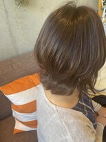 コンフォート バイ エム インターナショナル(comfort by EMU international)&nbsp;ワンカールのパーマで外ハネミディー