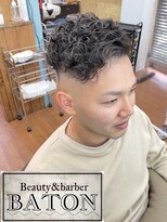 バトン(BATON)&nbsp;スキンフェード×ぐりぐりパーマ【鎌ケ谷　パーマ　ハイライト】