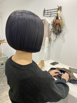 オドル(odol) 『odol和歌山』20代30代40代大人可愛い切りっぱなし前下がりボブ