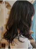 黒髪活かす柔らかパーマ