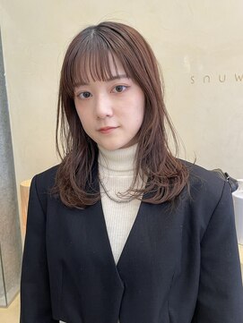 スニュウ(snuw) 【snuw mina】レイヤーカット/オリーブベージュ