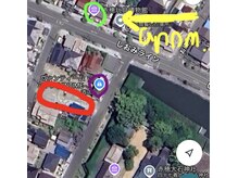 アノ(anom)の雰囲気（黄がanom.赤2.3.11.13が駐車場.緑が玩具博物館.紫がワイン屋さん）