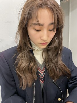 フェンヘアーアイス 中目黒(Fen.hair ici) 20代30代透明感◎ブリーチカラー×小顔レイヤーカット