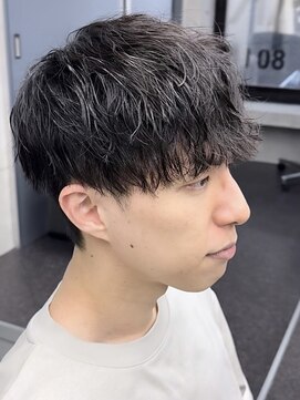 キラキラ(KIRAKIRA) ヤリ過ぎ感が無く楽でもちが良いパーマ