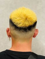 スター(STAR)&nbsp;ブロンドショート×フェード/刈り上げショート/メンズカット