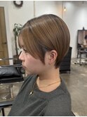ツヤ髪スタイルブルージュマッシュウルフイヤリングカラー
