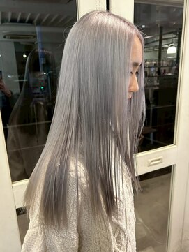 リアン(Lien) デザインカラー/シルバーカラー/ストレートヘア