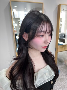 ボタン 熊本(VOTAN) 透ける暗髪/レイヤーカット/顔まわり/韓国ヘア/熊本美容室