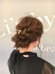 ふんわりまとめ髪ヘアセット