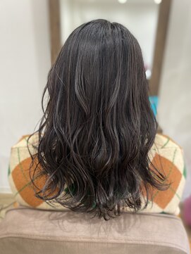 リアン(Lien) ナチュラル巻き髪スタイル