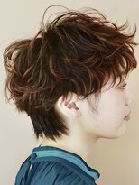 モーント(MOND) フワッと動きのでるランダムパーマ♪