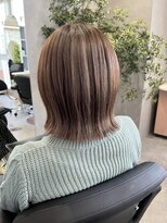ジエクトカナウ 大阪梅田店(The Ect canow) 外はね切りっぱなしボブ/カーキベージュ/ハイライト/梅田ボブ