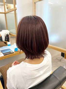  リュクスバトーバイトリコ 船橋南口店(Luxe BATEAU by tricot) 外ハネミディアム