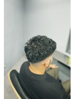 アイコン ブルー メンズ(I-CON #blue MEN'S)&nbsp;スキンフェード×パーマ【池袋フェード】