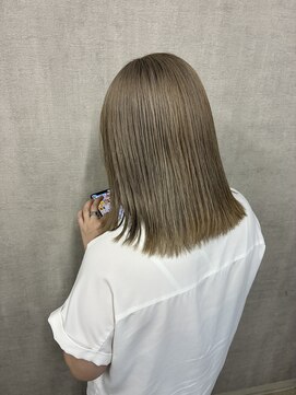 トリコ(ToricO) ミルクティーベージュ　ダブルカラー　ハイトーンくすみベージュ