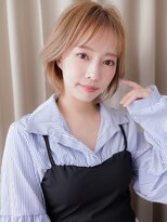 カバーヘアアンドスパ ブリス 浦和(COVER HAIR&SPA bliss) ミルクティーブロンドクラゲカットくびれショートZ浦和10代20代