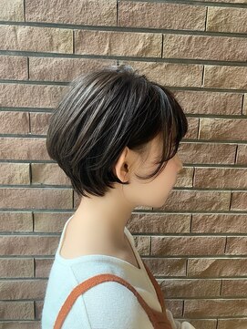 アッシュ 清瀬店(Ash) 絶対可愛い!耳かけショートボブ