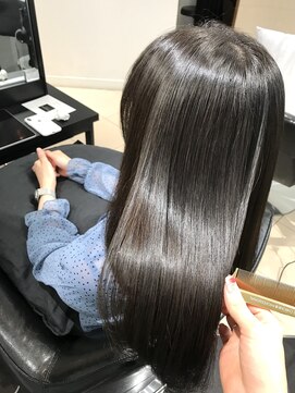 ラブクロムトーキョー オモテサンドウ(LOVECHROME OMOTESANDO) LOVECHROME☆大人かわいいくすみブルー髪質改善トリートメント