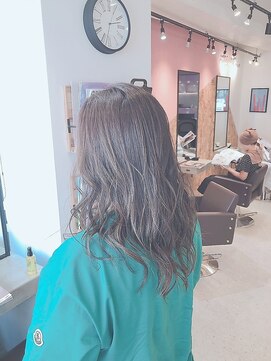 レム 山形2号店(REM) 外国人風グレージュカラー/イルミナ