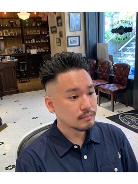 ルドローブラントオオサカ(LUDLOW BLUNT Osaka) 【LUDLOW BLUNT】スキンフェード パーマ