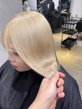 メリー オオサカ(Merly Osaka) 海外ハイトーン！ブロンド