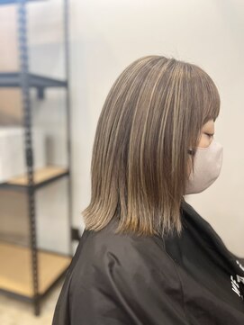 ウィールール 手稲店(WE RULE) バレーヤージュ/グレーベージュ